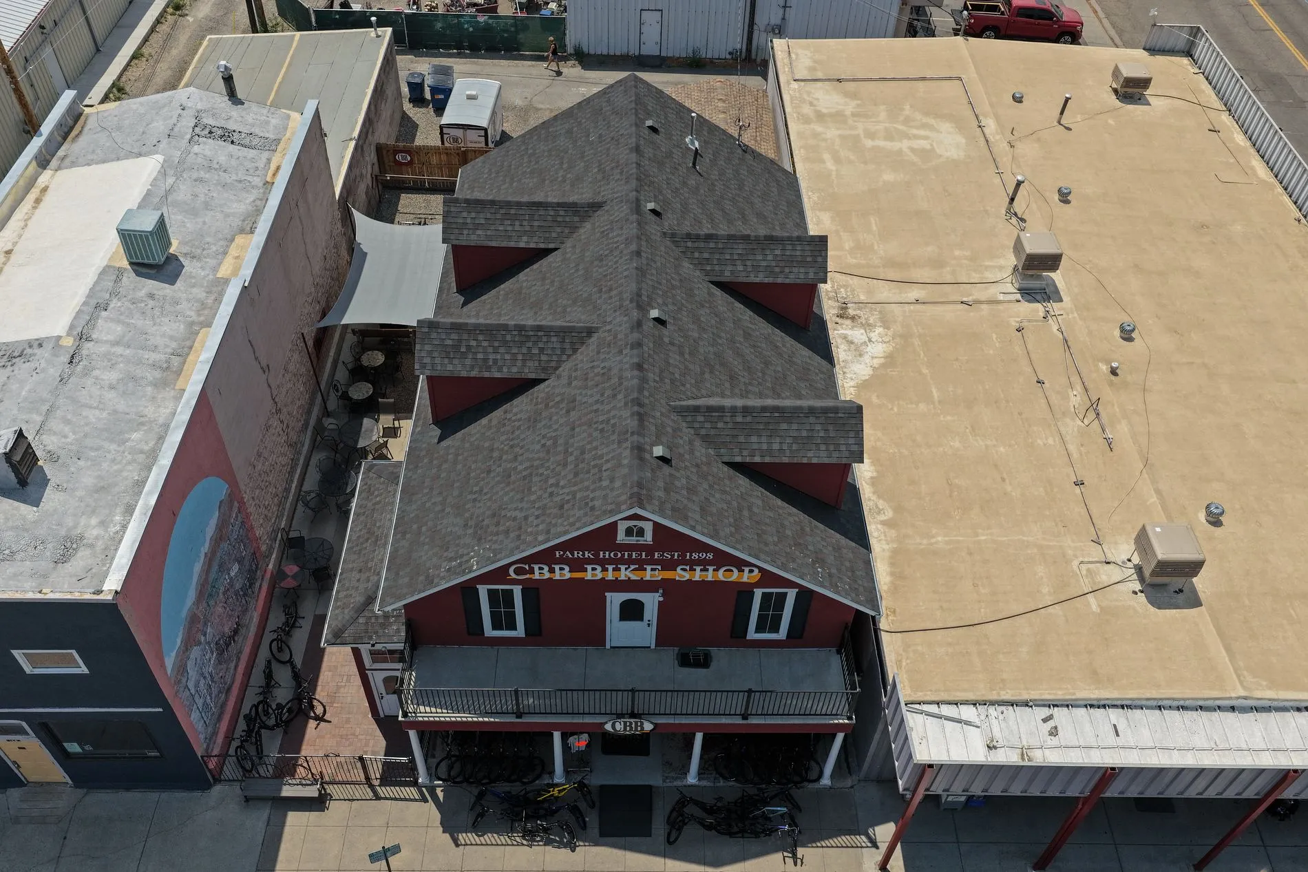 Commercial roofing detail
