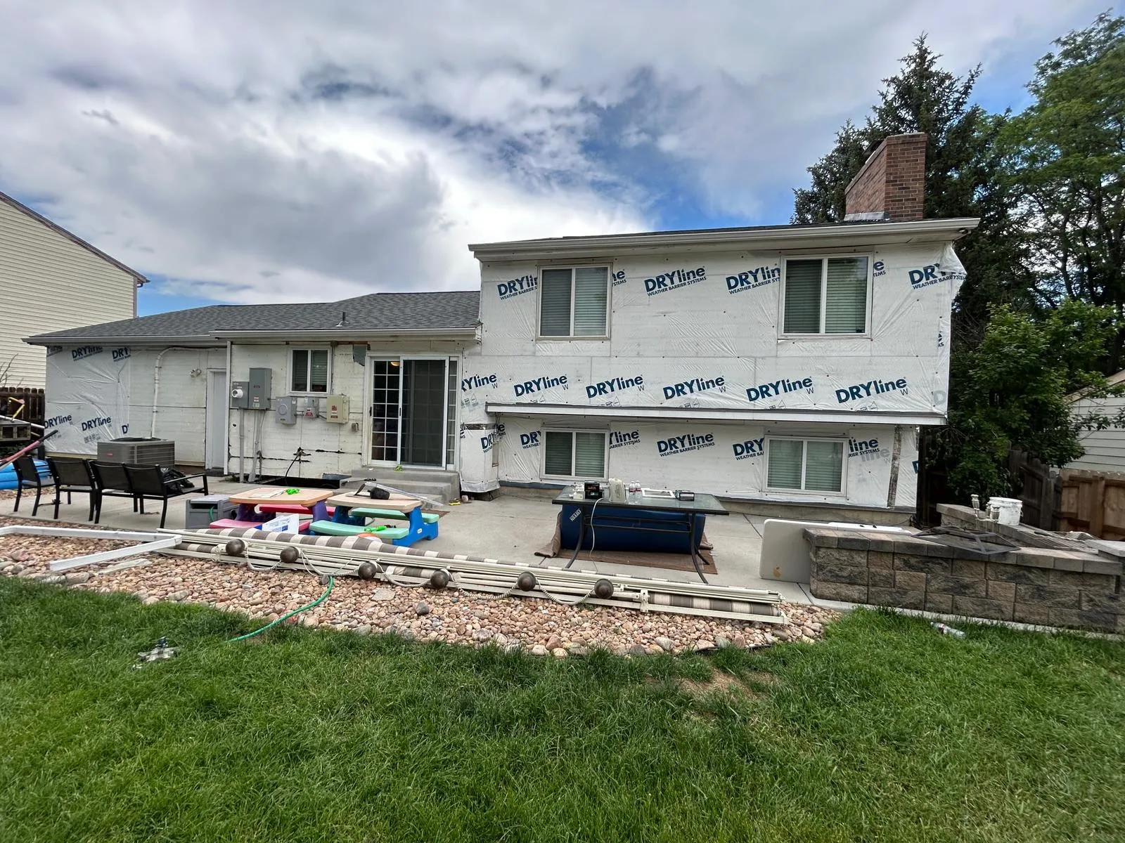 House wrap during siding replacement